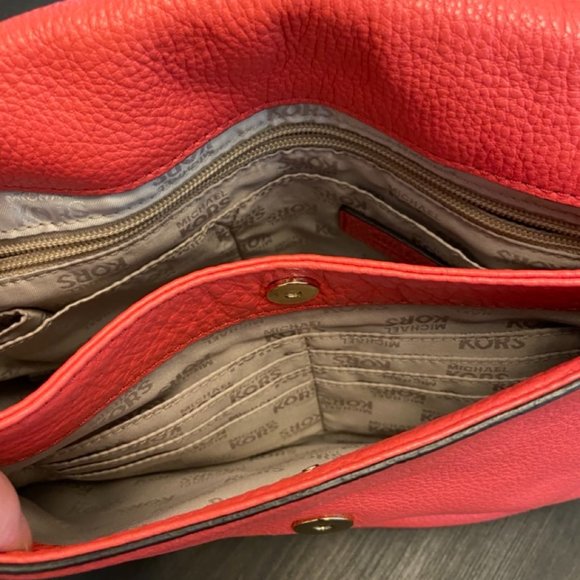 Michael Kors Coral Shoulder Bag - Picture 3 of 4